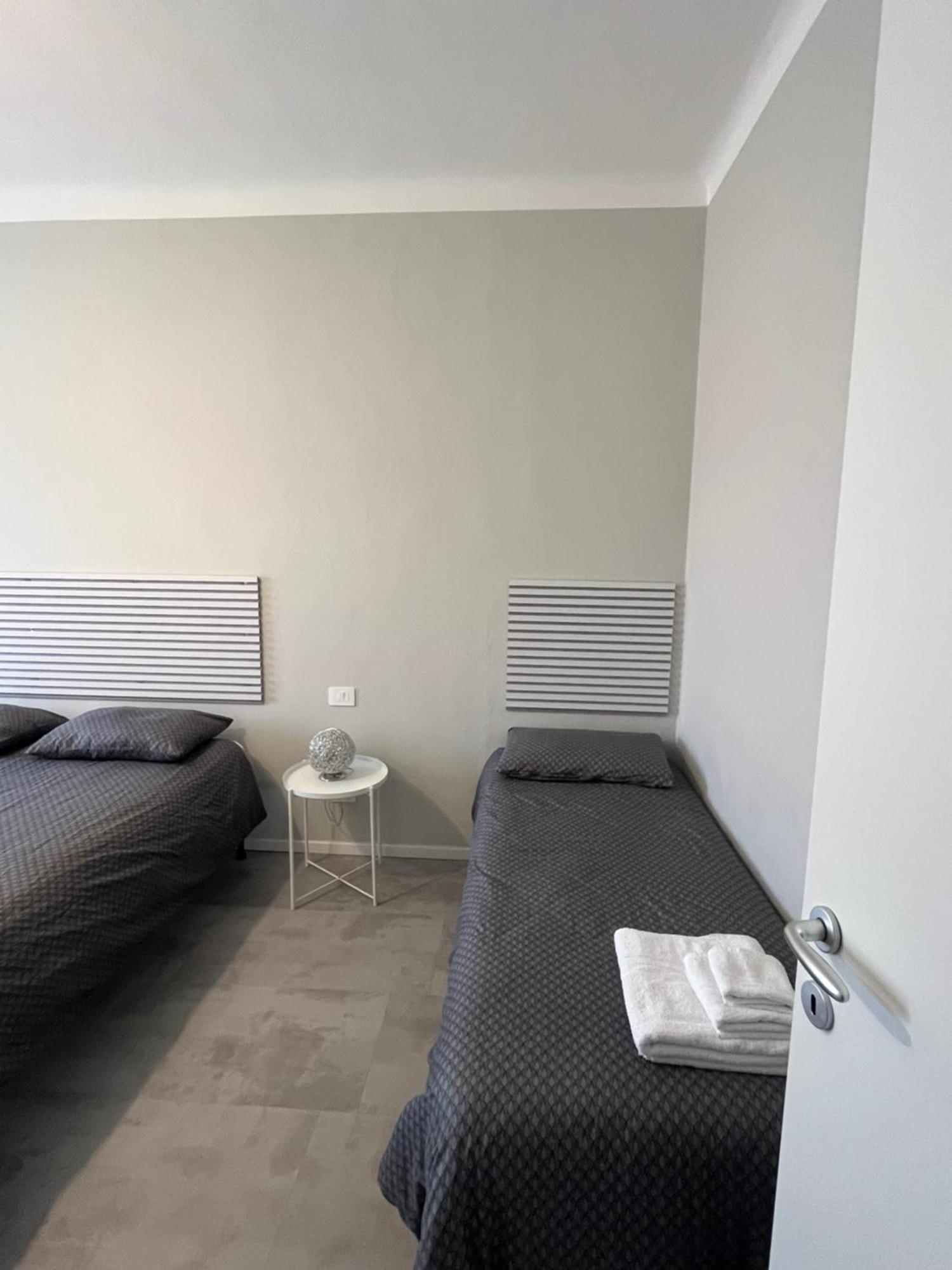 Giacomino Apartment Central Station Milan Luaran gambar